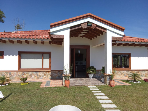 Casa Campestre En Venta En San Vicente De Ferrer 