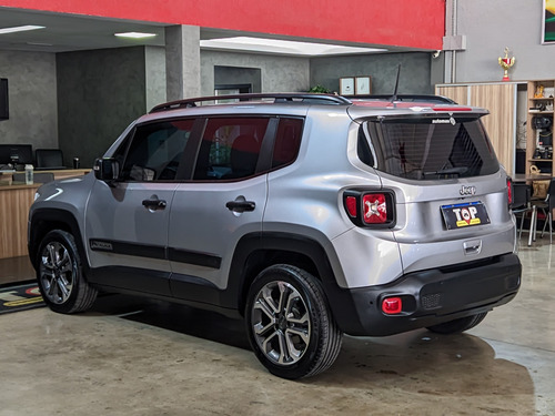 Jeep Renegade 1.8 16V FLEX STD 4P AUTOMÁTICO