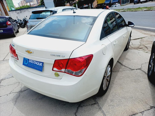 Imagem 5 de 14 de Cruze 1.8 Lt 16v Flex 4p Automático