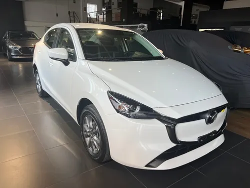 Mazda 2 Sedan Touring