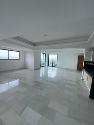 Imagen 13 de 27 de La Esperilla Apto. Nuevo, Piso 7 - 3hbs -3 Parqueos - Hermosa Vista Al Mar Y A La Ciudad - Área Social Con Lounge Bar Piscina Con Hidroterapia -gimnasio-spa De Masaje - Sauna- Área Infantil -salón