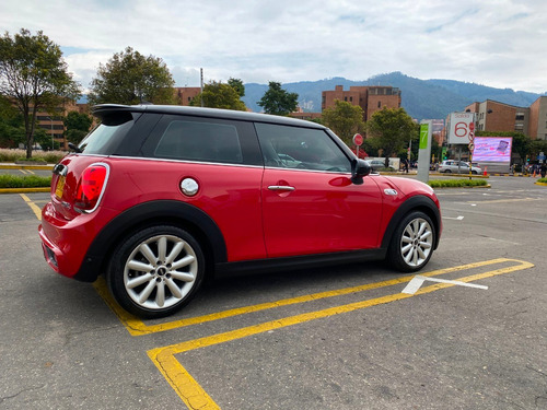 Mini Cooper 2.0 F55 S Chili Rojo