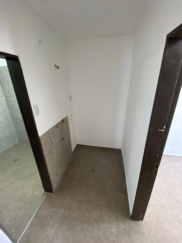 Excelente Departamento En Venta De 1 Dormitorio C/ Cochera En Cafferata