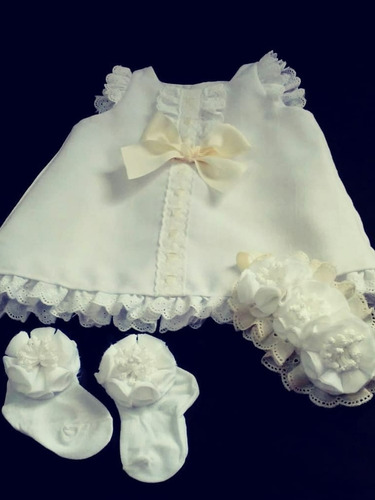 Imagen 6 de 10 de Vestidos O Conjuntos Para Recién Nacida Talla De 0 A 3 Meses