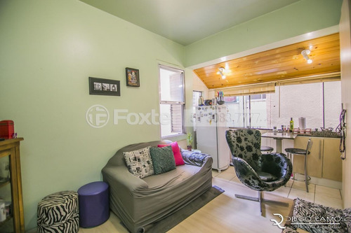 Imagem 1 de 15 de Apartamento, 1 Dormitórios, 26.29 M², Centro Histórico - 163178