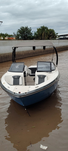 Lancha Klase 235 Open