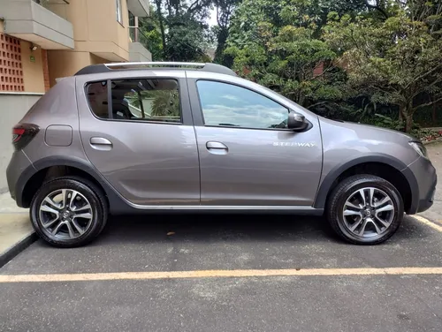 Renault Stepway 1.6 Dynamique / Intens Automática