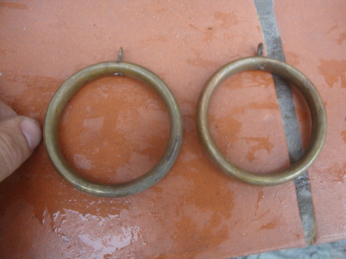 2 Antiguas Argollas Bronce Cortina 7,8 Diam X 1,2 Ancho