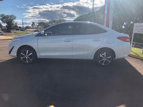 Imagem 2 de 14 de Toyota Yaris 1.5 16v Flex Sedan Xs Multidrive