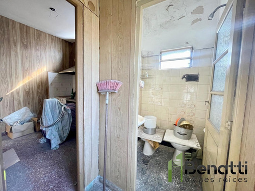 Imagen 24 de 30 de Venta En Block. 2 Locales Y 4 Dptos. Ideal Inversionista.