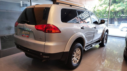 Imagen 3 de 10 de Mitsubishi Montero