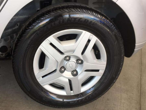 Chevrolet Onix Hatch Joy 1.0 8v Flex 5p Mec.