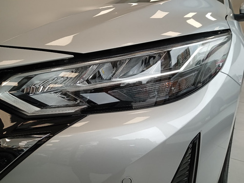 Nissan Sentra 2.0 Advance Cvt