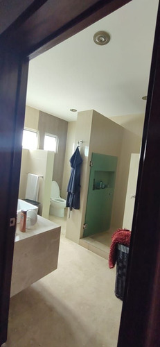 Hermosa Residencia Con Acabados De Lujo