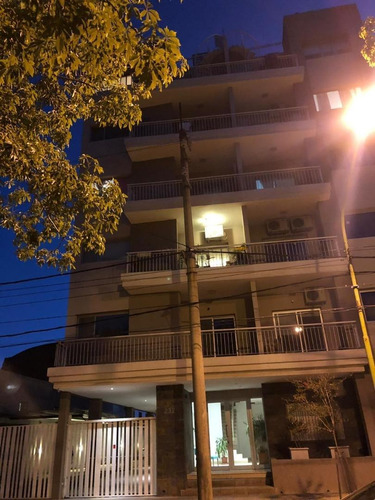 Imagen 2 de 29 de Departamento De 2 Dormitorios
