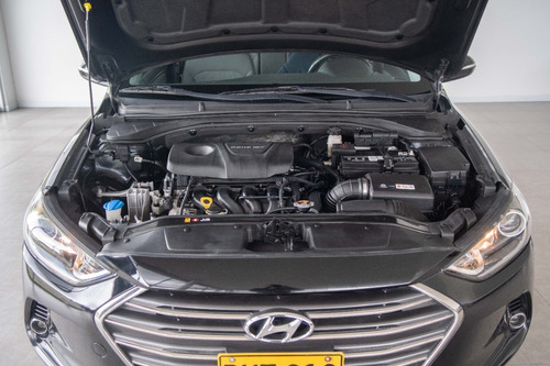 Hyundai New Elantra Gls Mt 1.6 2017