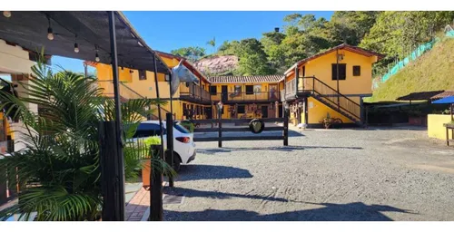 Finca Hotel En El Peñol En Venta.