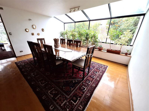 Casa En Venta 4 Dormitorios, Dominicos Antiguo Las Condes