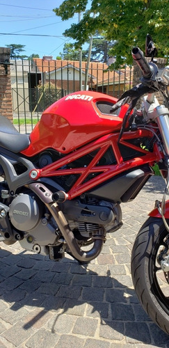 Ducati Monster 796 Abs