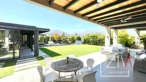 Mediterránea 450m2 Condominio La Dehesa 5d 5b - Ziw Property