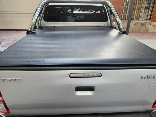 Imagen 8 de 10 de Toyota Hilux 2012 3.0 Cd Sr I 171cv 4x4