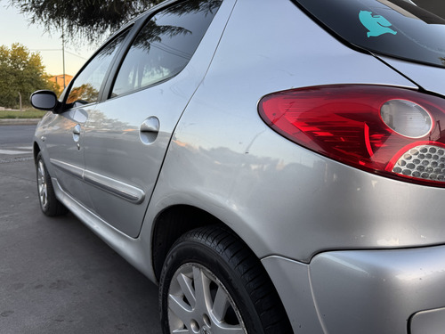 Peugeot 207 1.6 Feline 106cv