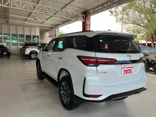 Toyota Fortuner 2.8 Diesel Srv 4X4 At