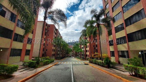 Imagen 26 de 27 de Apartamento Un Nivel Remodelado En Calle Cerrada En Venta En Los Naranjos Humboldt Caracas
