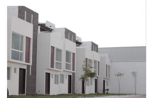 Imagen 2 de 14 de Casa En Venta Con Roof Garden En Corregidora Querétaro