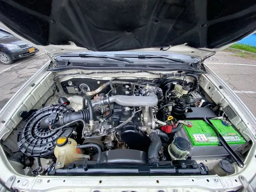 Toyota Hilux 2.5 Mt