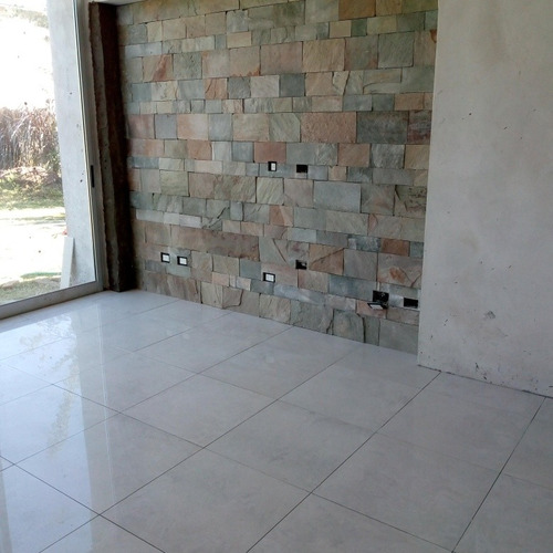Imagen 2 de 5 de Colocador De Porcelanatos Y Ceramicos