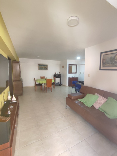 Vende Apartamento En Jardín Mañongo 