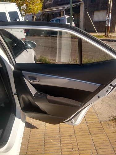 Toyota Corolla 2014 1.8 Xli Cvt 140cv