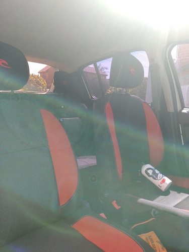 Renault Sandero Stepway 2012 1.6 Rip Curl 105cv
