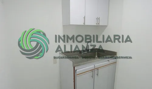 Oficina En Arriendo En Sotomayor. Cod A9074