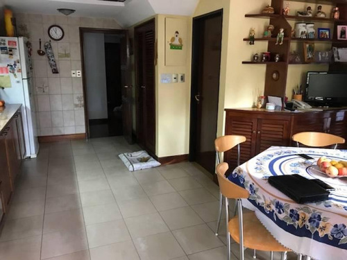 Imagen 20 de 27 de Casa Chalet Venta - Ramos Mejia - Villa Sarmiento - Permuta Menor Valor -