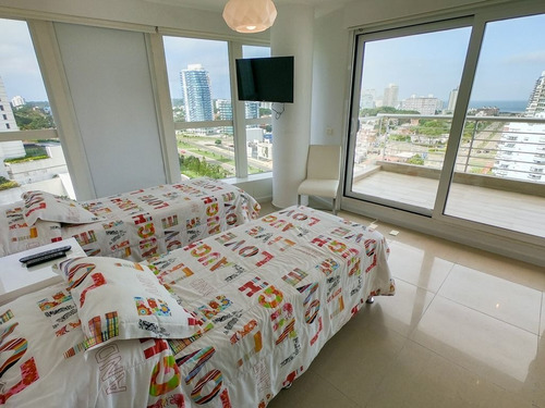 Imagen 23 de 28 de Apartamento 3 Dormitorios En Playa Mansa, Punta Del Este - Alexander