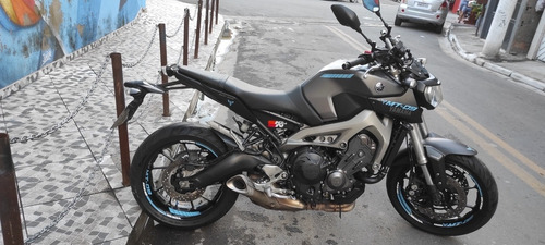 Imagem 2 de 11 de Yamaha Mt09 Abs