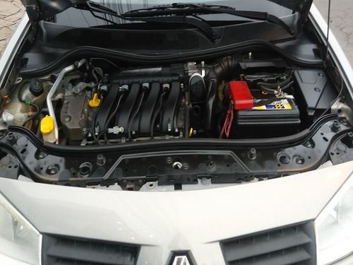 Megane Grand Tour Dynamique 2.0 Automática