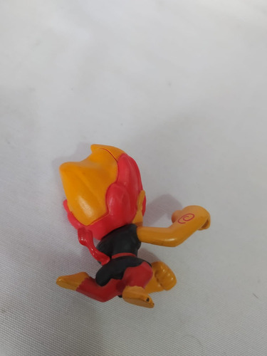 Figura Flamileon Yo-kai Watch Hasbro (Usado)