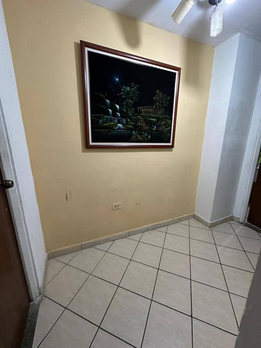 Apartamento De 3hab, Pozo A Pocos Metros De La Av Principal San Diego Valencia Mre-blk