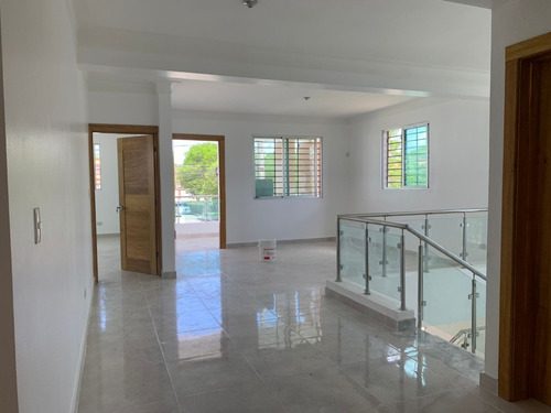 Imagen 5 de 29 de Casa Nueva En Proyecto Cerrado