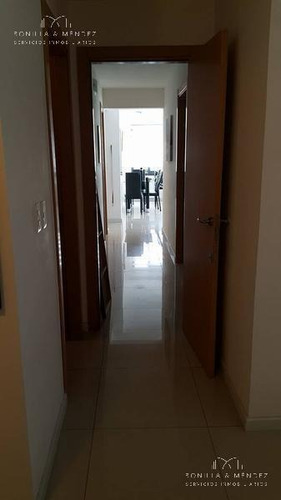 Torres Barcelona, Bloque Ii, 3 Dormitorios, Alquiler Anual, Gastos Comunes Incluidos