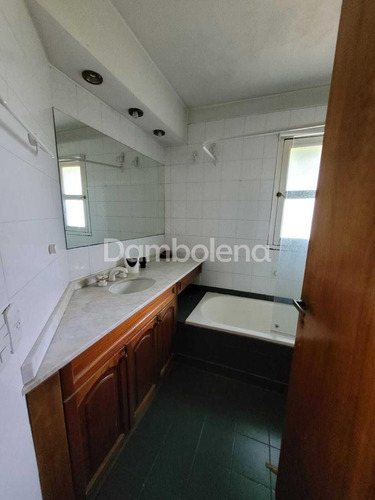 Casa Chalet En Venta, San Diego, Moreno