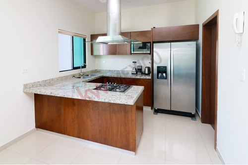 Exclusivo Condominio Ubicado En El Corazón De La Zona Dorada Gaviotas Golden