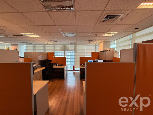 Oficina En Arriendo De 308 M2 En Apoquindo, Las Condes