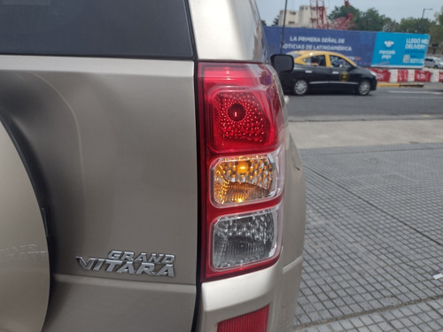 Imagen 4 de 16 de Suzuki Grand Vitara J3