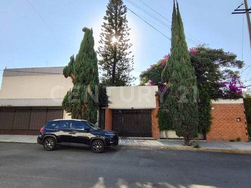 Venta De Casa En Colonia  El Cerrito, Puebla