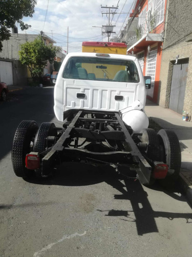 Imagen 6 de 14 de Camioneta Ford F-350 Mod.2010 Austera Gas Lp.
