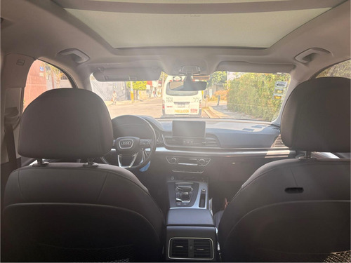 Audi Q5 2.0 L T Select Dsg